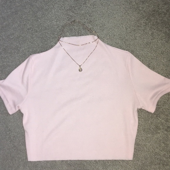 Pink Ribbed Turtle Neck Crop Top - Picture 2 of 4